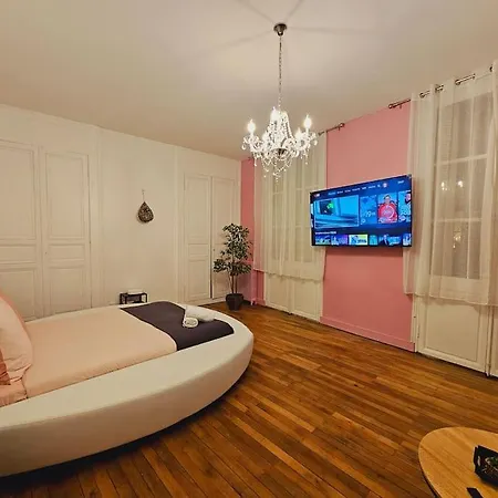 Elegencia-t2 De Charme-hyper Centre-fibre Appartement